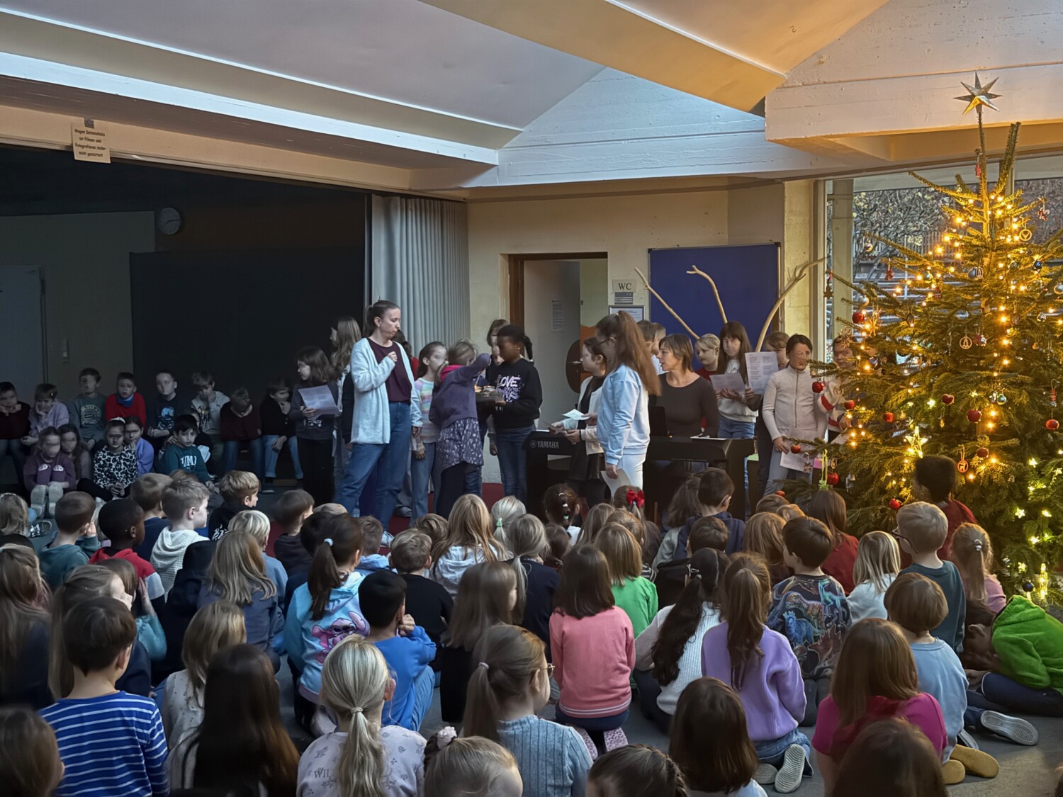 Adventssingen 2025-OGGS Overath